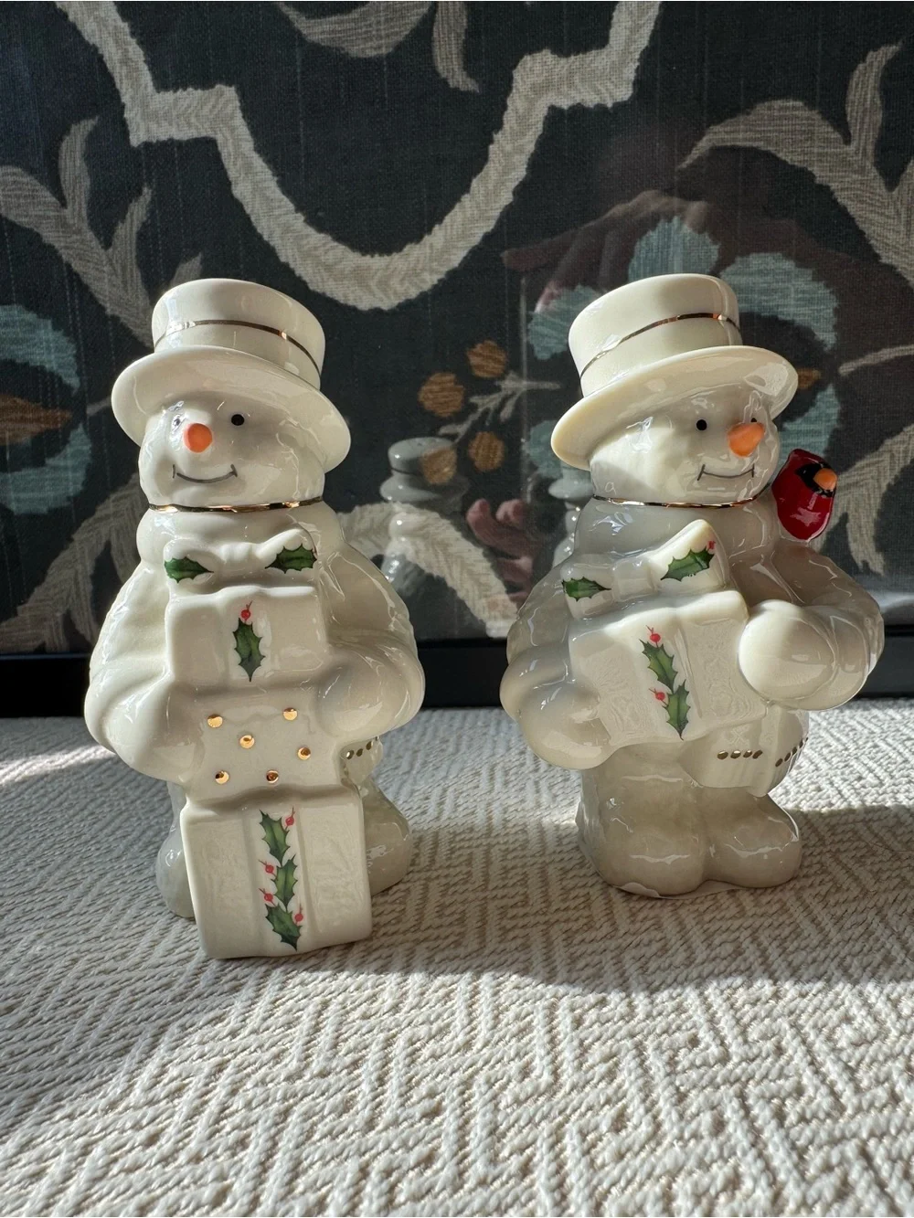 Lenox Happy Holly Days Snowman Salt & Pepper Shaker Set 4.1” with Original Box